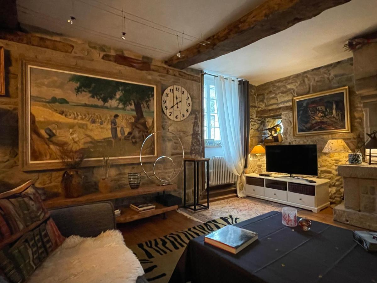 Tréguier Appartement De 1634 Avec Balcon Au Sud Sur Jardin En Plein Coeur Historique מראה חיצוני תמונה
