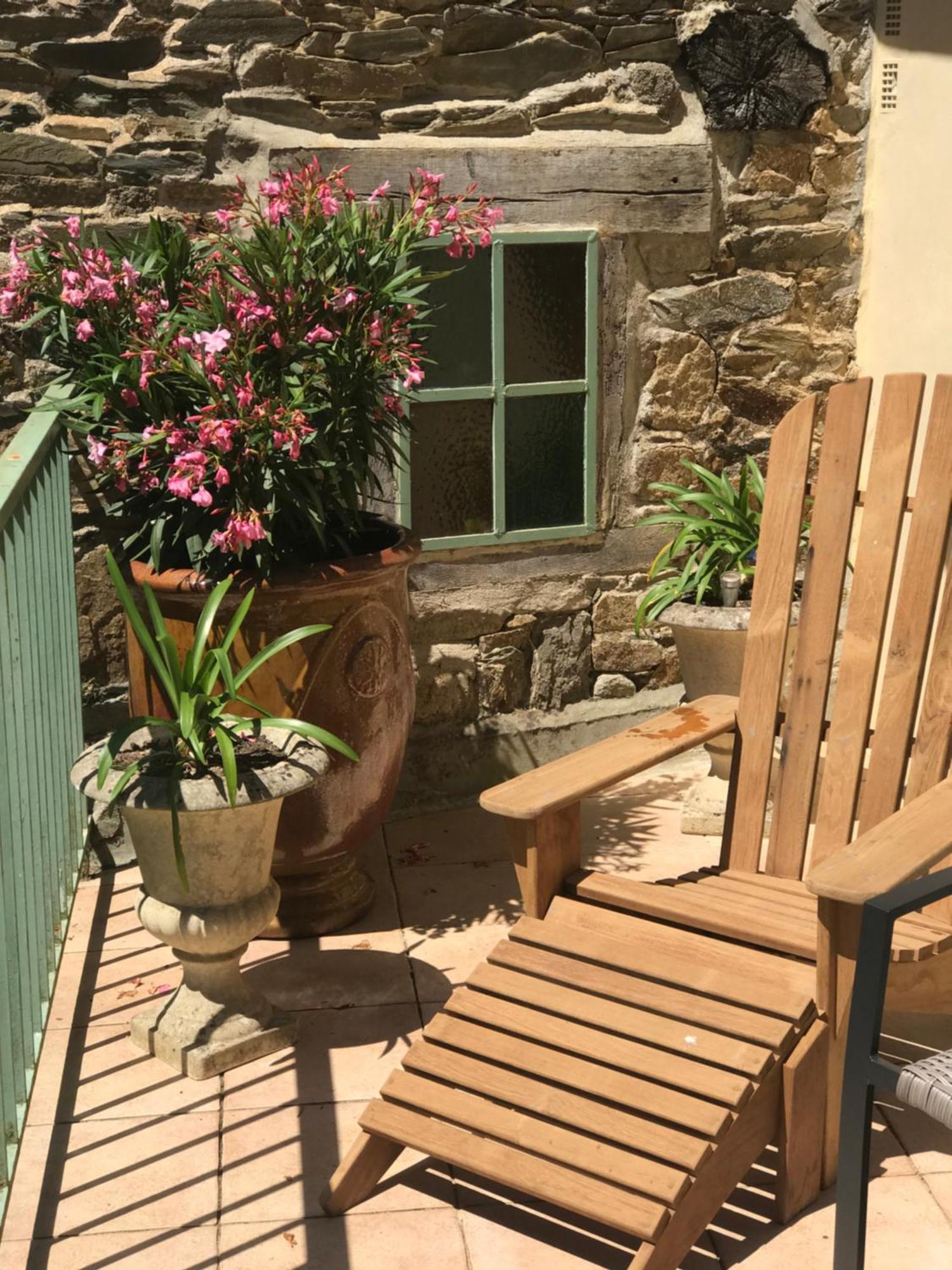 Tréguier Appartement De 1634 Avec Balcon Au Sud Sur Jardin En Plein Coeur Historique מראה חיצוני תמונה